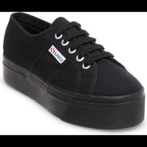 Superga Acot Platform Sneaker - all black 🖤